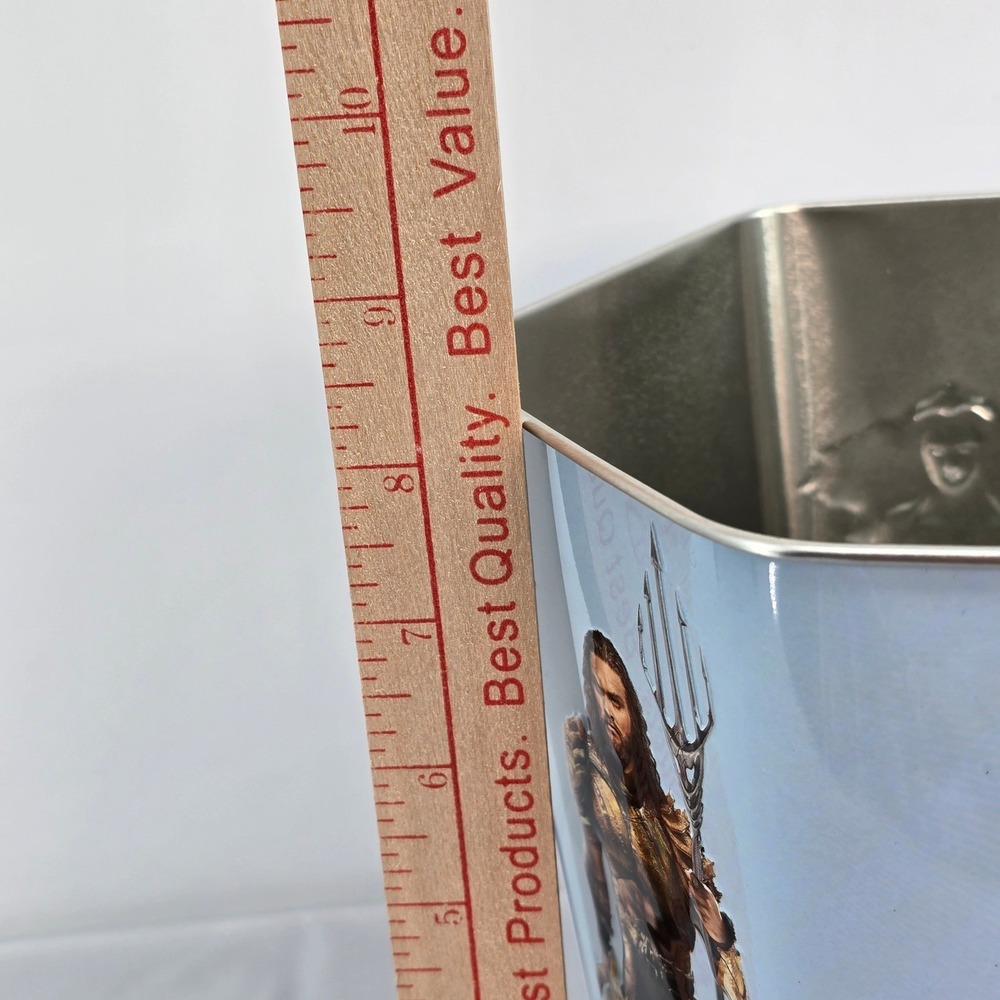 DC Comics Aquaman‎ Movie Popcorn Tin 130oz Metal Bucket Golden Link 2018 Promo - Picture 8 of 10